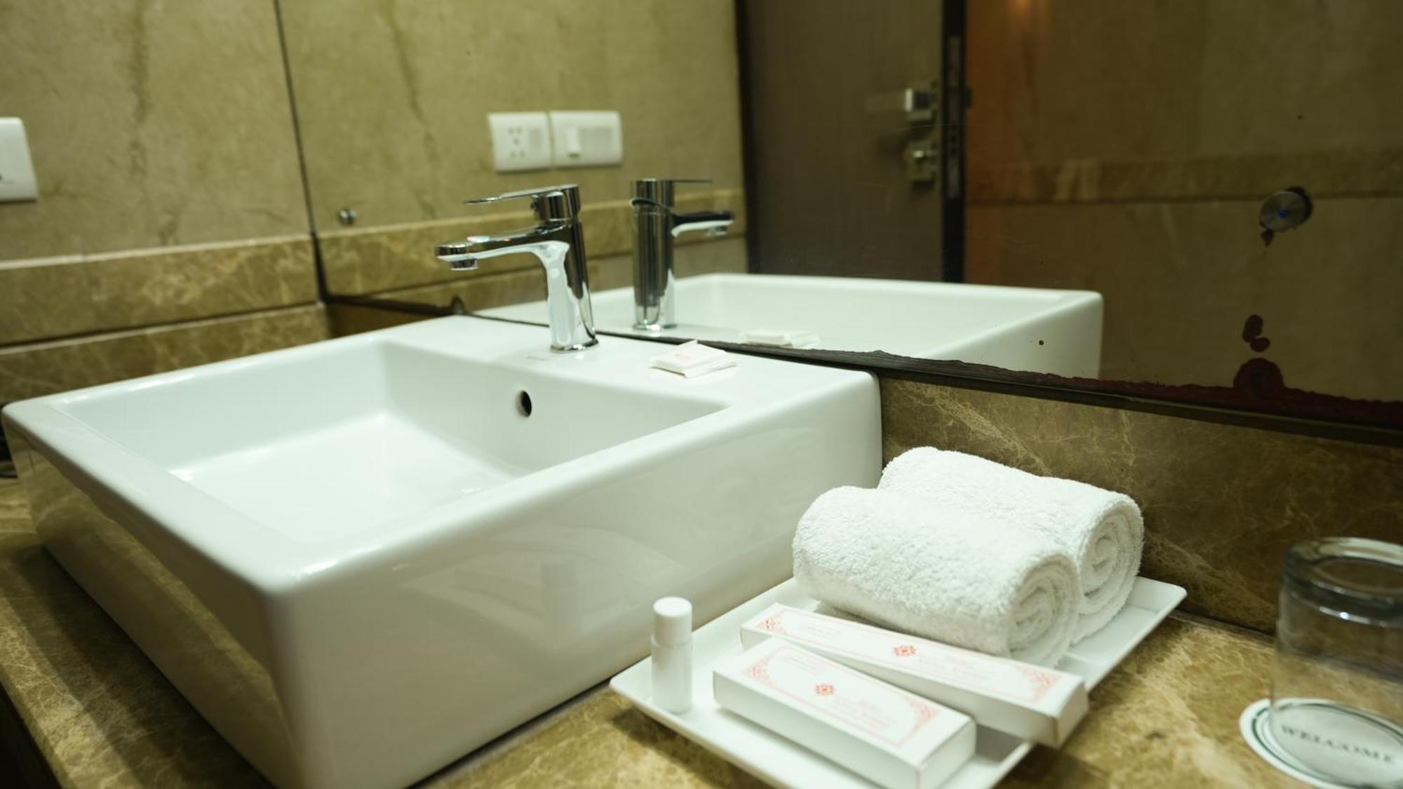 Hotel Africa Avenue - Greater Kailash 1 Νέο Δελχί Εξωτερικό φωτογραφία
